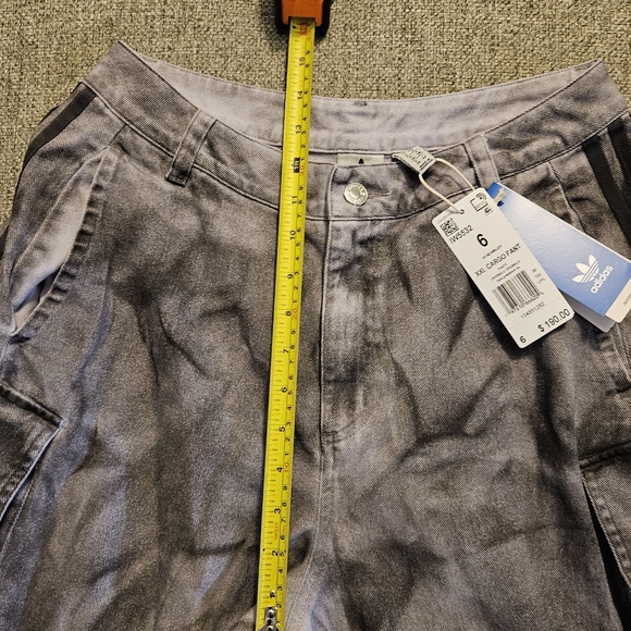 Adidas Originals Women's XXL Print Cargo Pants Grey Size 6 IW5532 NWT $190 - Picture 14 of 16